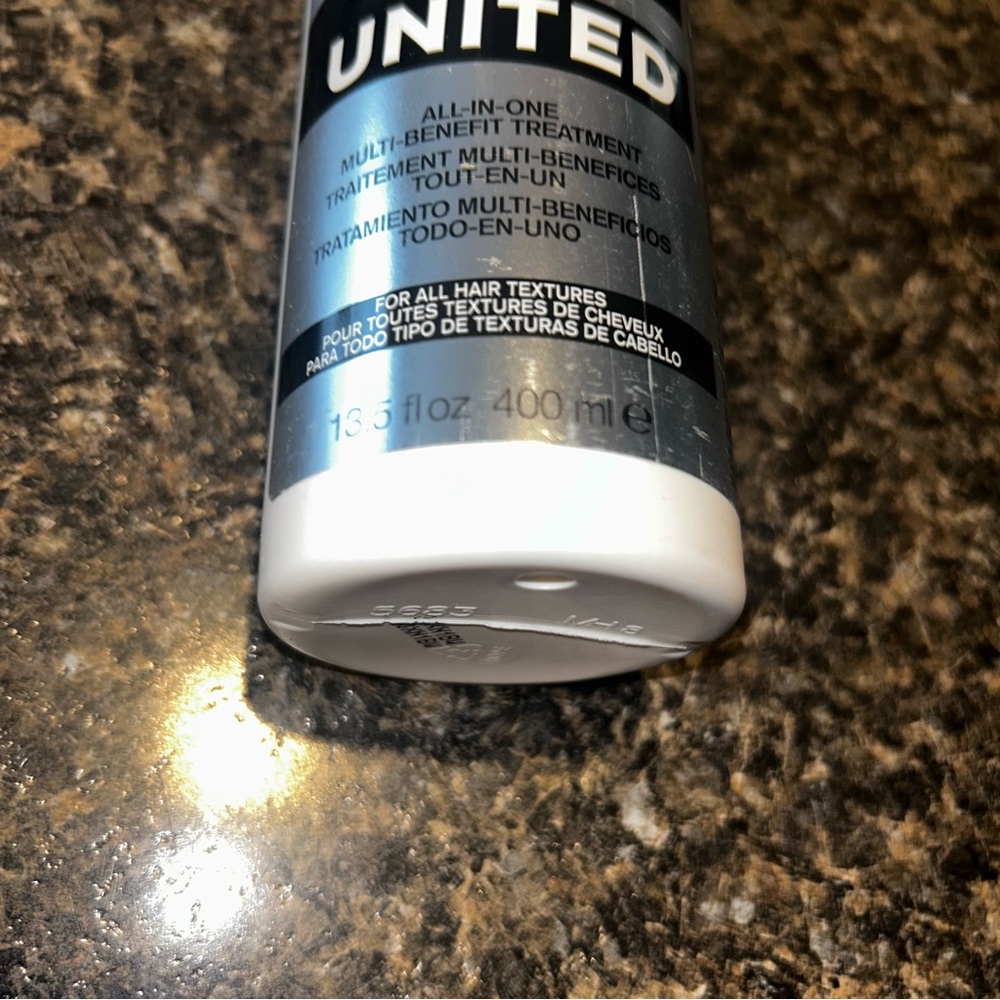 Redken Silver Hair Treatment Mask - Picture 2 of 4
